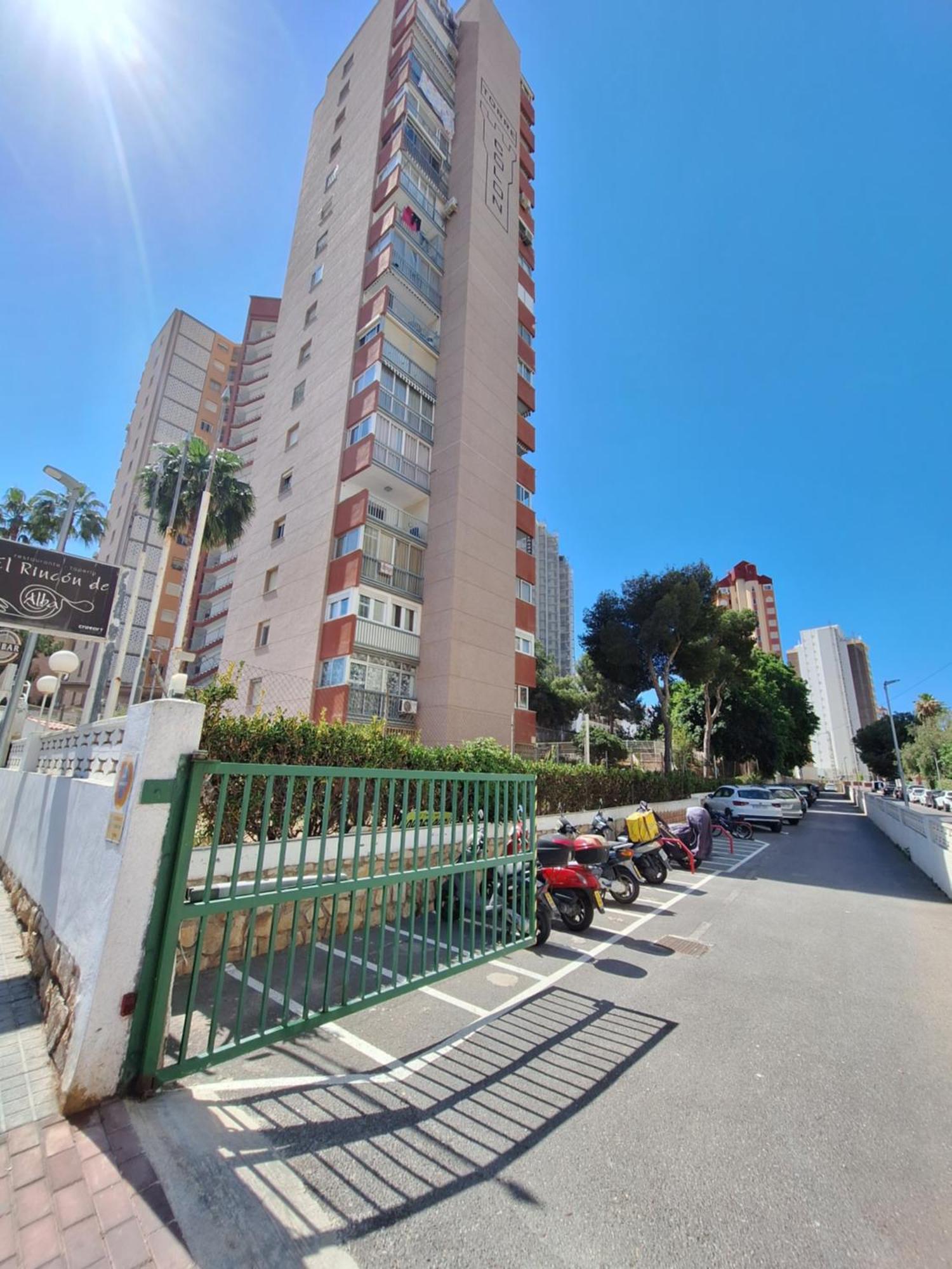 Beautiful 2 Bedrooms Aparatament Benidorm Dış mekan fotoğraf